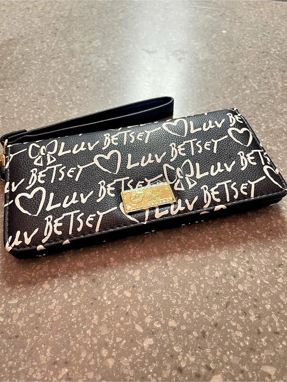 Luv Betsey Printed Wallet in Black & Pink